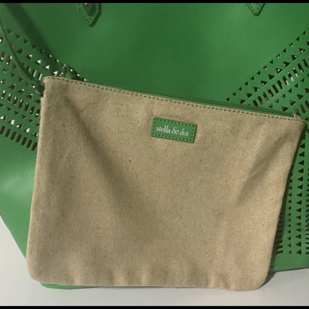 Stella & Dot Brand New Kelly Green Fillmore Tote Handbag and Wristlet Set - Picture 11 of 15